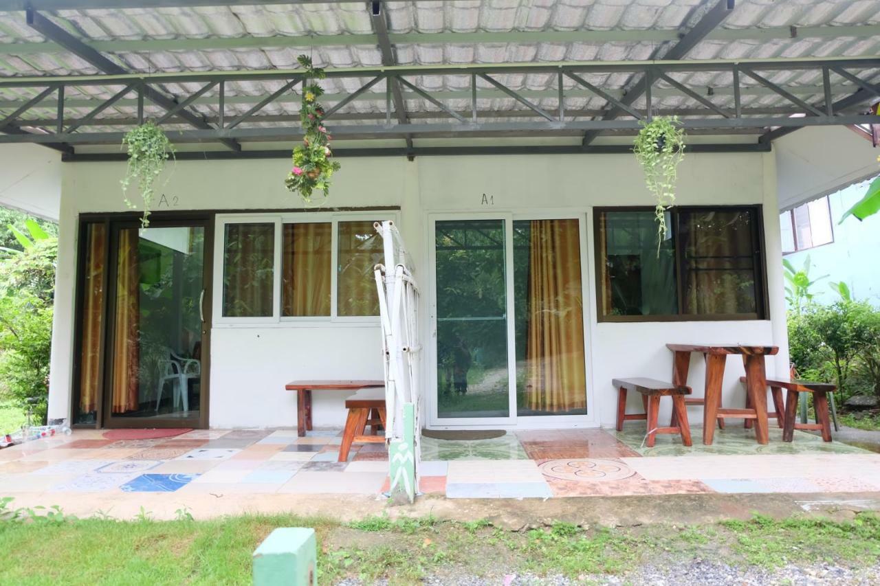 Tararin Hindad Hot Spring Resort Thong Pha Phum Eksteriør billede